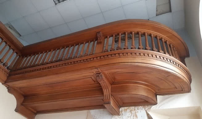 Деревянная лестница – дворцы и особняки от 1260 рублей
