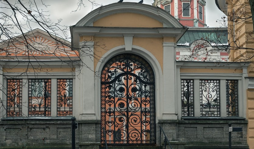 Никольское кладбище – пешеходные экскурсии от 700 рублей