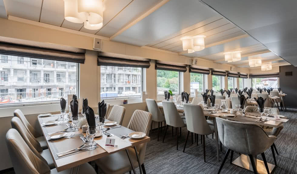 Бар-ресторан «Нева»