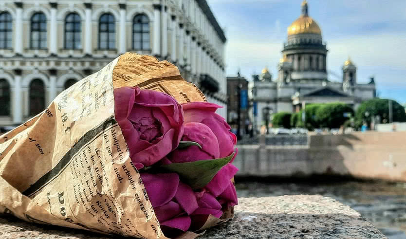 Весенний калейдоскоп – сборные туры в Санкт-Петербург от 14620 рублей