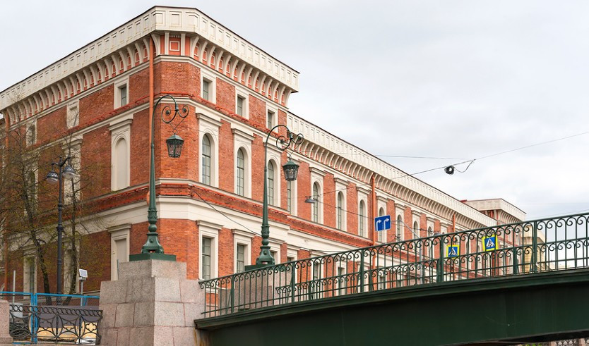 Краснофлотский мост и Крюковские казармы (Флотский экипаж) – пешеходные экскурсии от 600 рублей