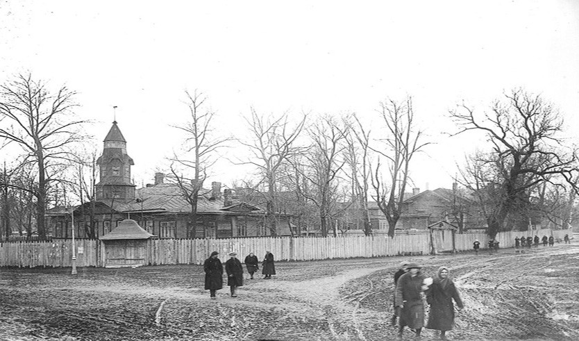 Молвинская улица в прошлом – пешеходные экскурсии от 780 рублей