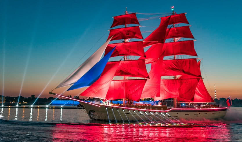 Шоу «Алые Паруса» с крыш Петербурга – по крышам Петербурга от 1500 рублей