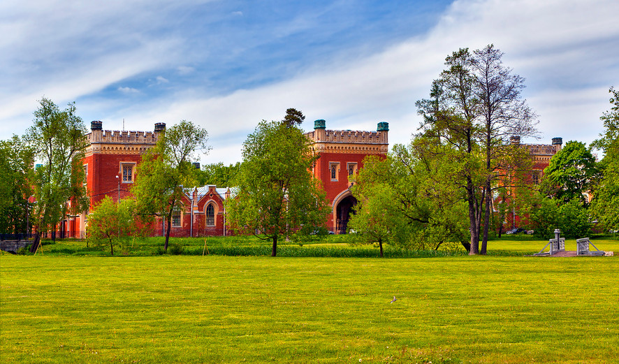 Архитектура Николая Бенуа в Петергофе – загородные экскурсии