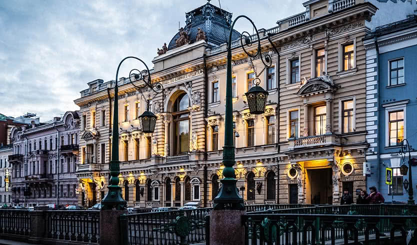 Майские праздники в Северной Столице — Туры в СПб от 9970 рублей