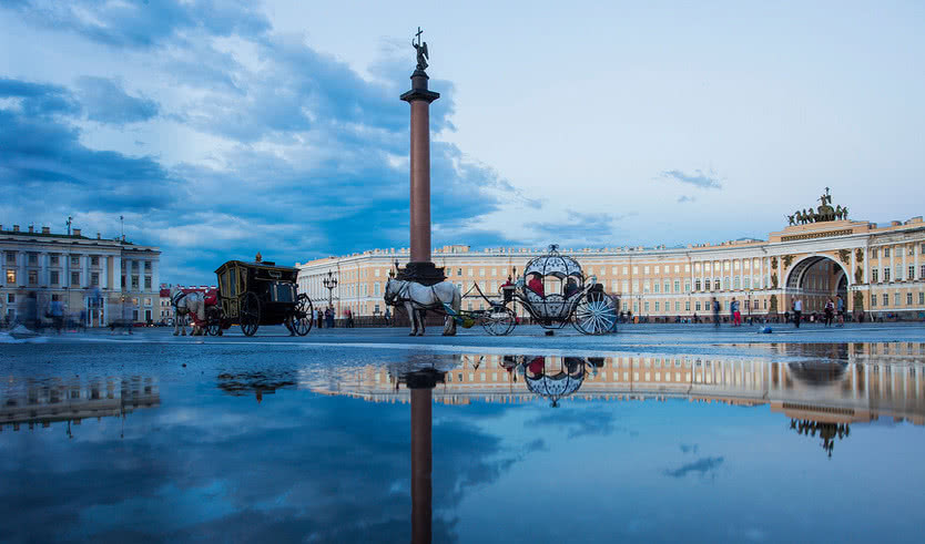 Панорама Дворцовой площади — Экскурсии и программы для детей от 240 рублей