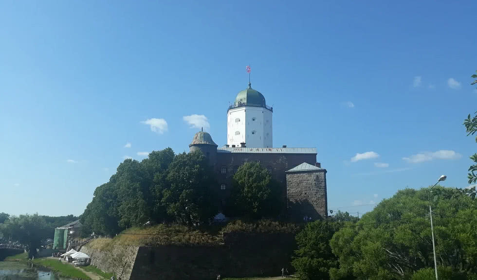 Выборгский замок – сборные туры в Санкт-Петербург от 16930