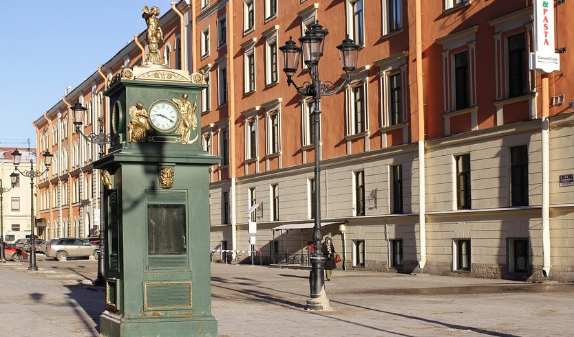 Метеорологический павильон с часами на Малой Конюшенной улице – пешеходные экскурсии от 700 рублей 