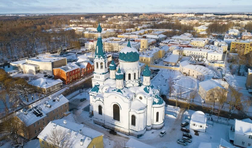 Собор Покрова Пресвятой Богородицы – автобусные экскурсии для организованных групп от 1500 рублей