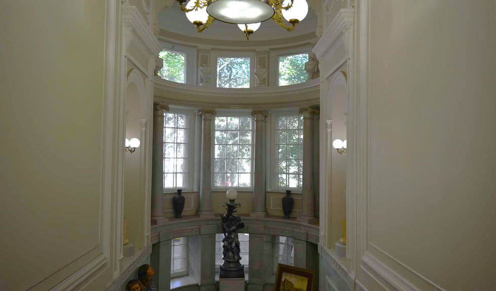 Дворец вел. кн. Ольги Александровны (Особняк Барятинских) — Фото № 1 — Прогулки