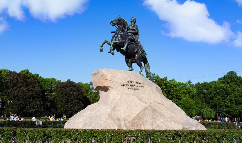 Памятник Петру I – автобусные экскурсии от 1000 рублей
