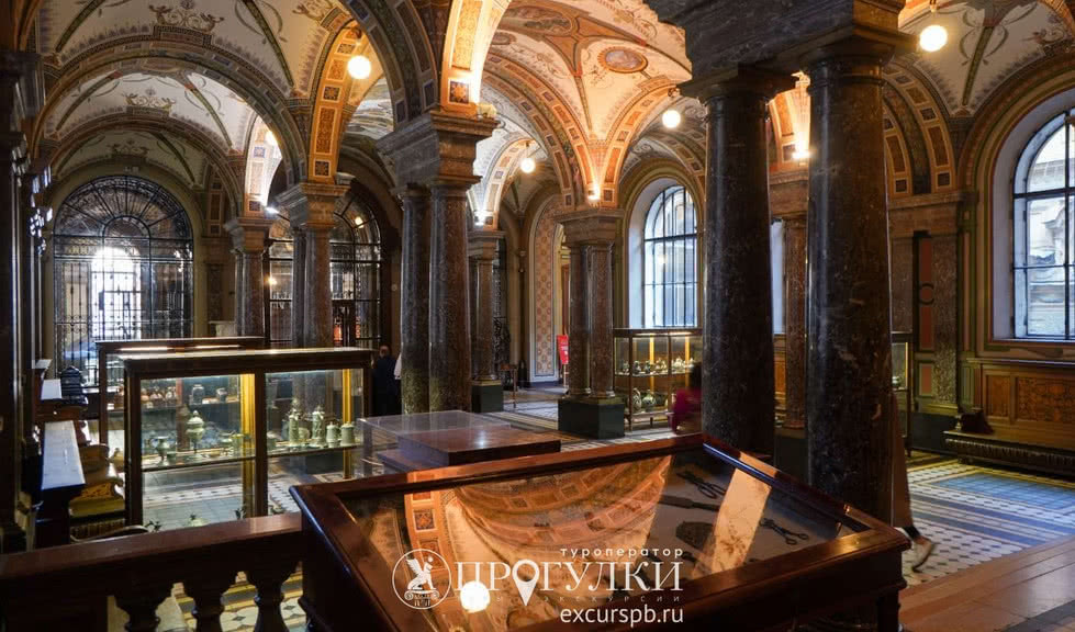 Экспозиция в музее Академии Штиглица — Интерьерные экскурсии от 1450 рублей