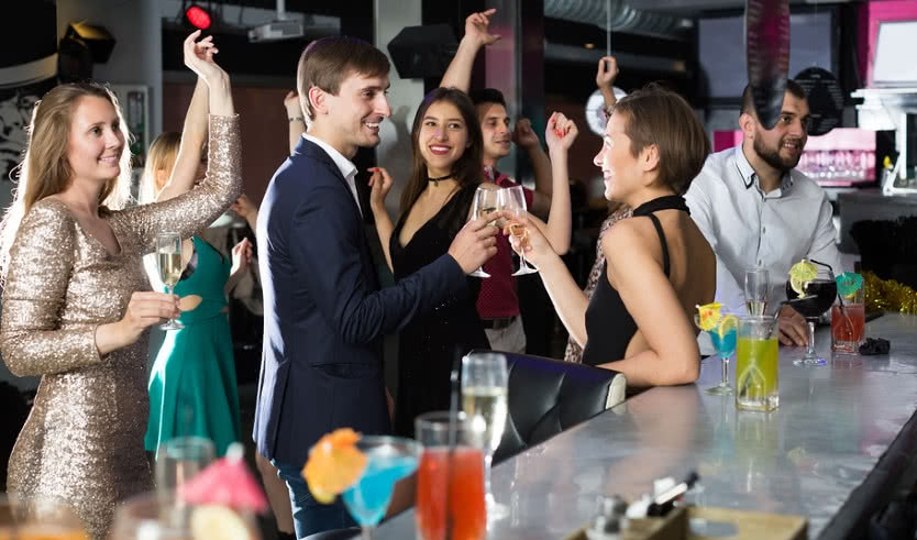 Новогодний квиз – новогодние корпоративы от 6100 рублей