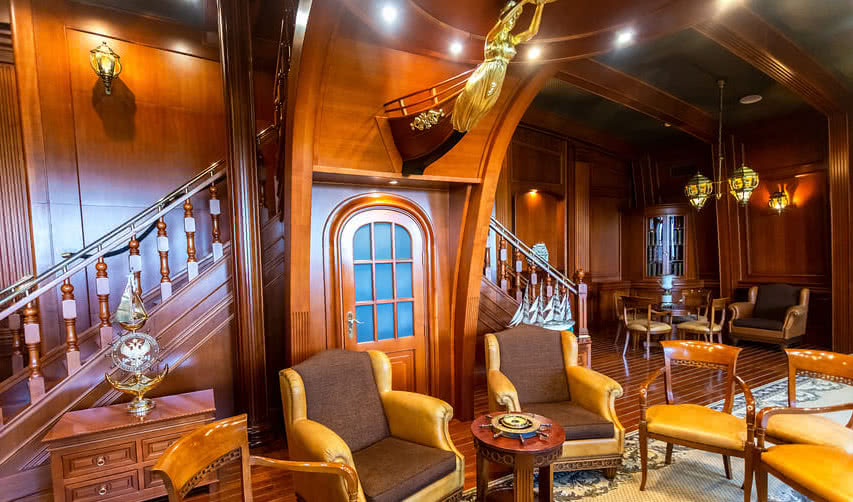 Стрельна. Константиновский дворец — Индивидуальные (VIP) экскурсии и туры от 2300 рублей