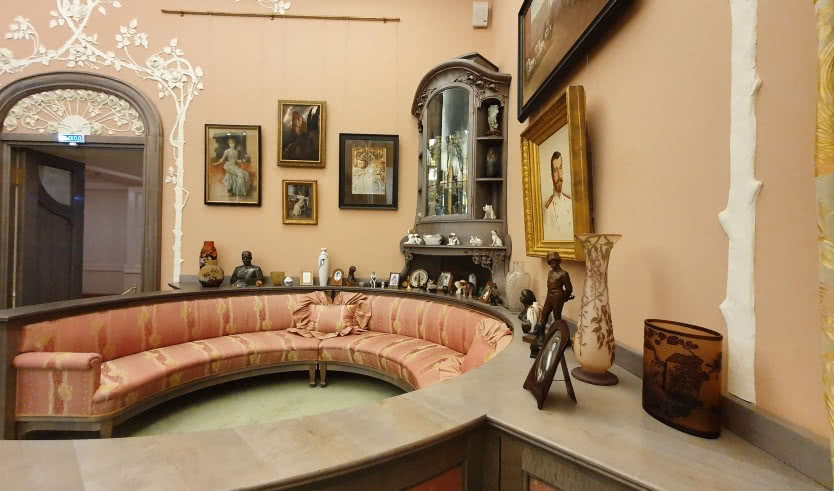 Интерьер Александровского дворца — автобусные экскурсии для групп от 2300 рублей