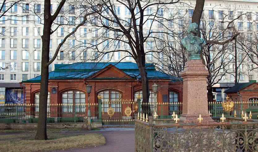 Домик Петра Первого на Петровской набережной (для групп) — Интерьерные