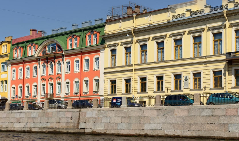 Набережная реки Фонтанки – пешеходные экскурсии от 780 рублей