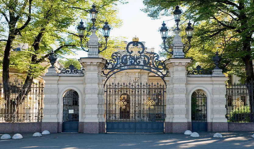 Романы, рожденные Петербургом (частная жизнь Петербургского высшего света) — автобусная экскурсия от 900 руб.