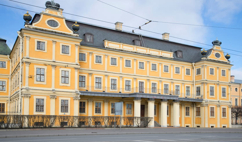 Дворец Меншикова – сборные туры в Санкт-Петербург от 31050 рублей