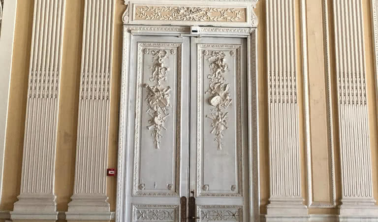 Дверь в стиле ампир – дворцы и особняки от 1260 рублей