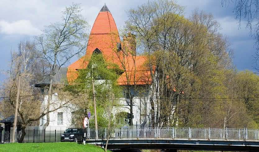 Особняк Фолленвейдера – пешеходные экскурсии