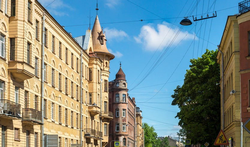 Тихая улица шумного города. Улица Большая Зеленина – Пешеходные экскурсии
