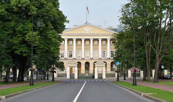 Смольный - эра милосердия — Музеи