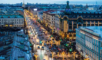 Обложка статьи В Санкт-Петербург с детьми: что посмотреть семье туристов в городе?