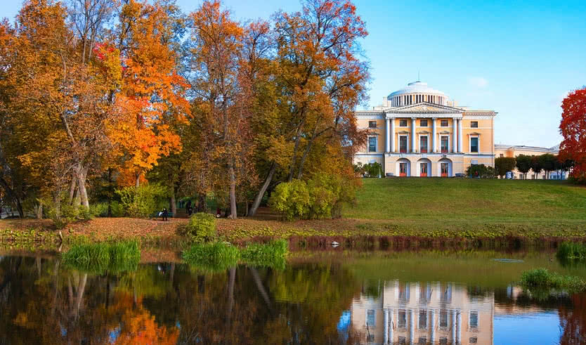 Павловский дворец – сборные туры в Санкт-Петербург от 15050 рублей