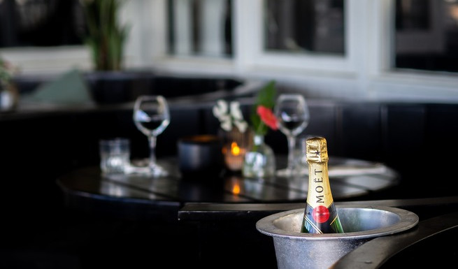 Романтическое свидание на крыше – по крышам Петербурга 