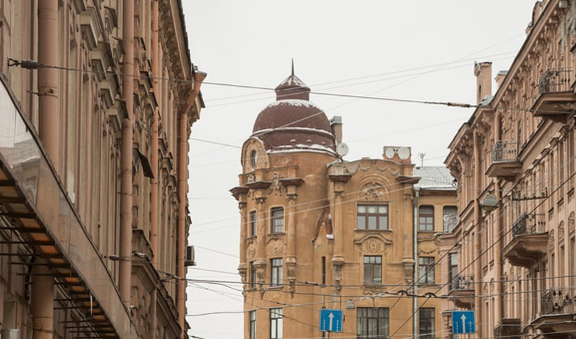 Домики со знаком породы – Пешеходные экскурсии