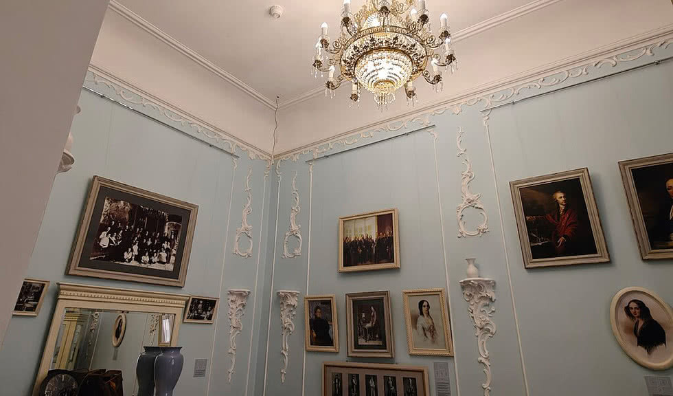 Интерьеры особняка Мусиных-Пушкиных – музеи от 800 рублей