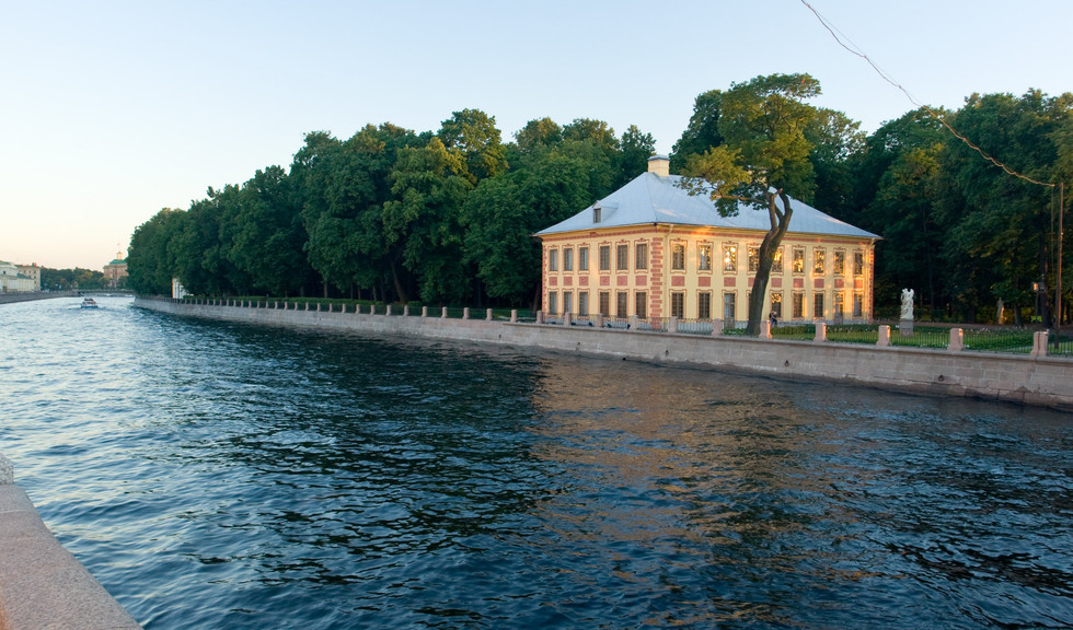 Вид с Прачечного моста – пешеходные экскурсии