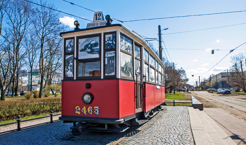 Памятник блокадному трамваю – пешеходные экскурсии от 1300 рублей