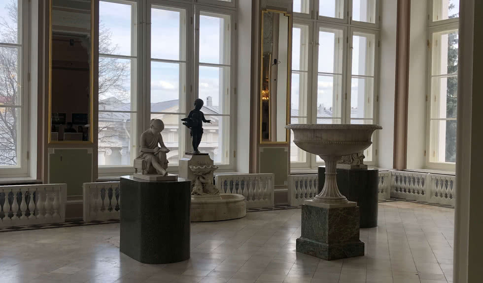 Игровая программа «Перо волшебное Жар-птицы» (Аничков дворец) –  Экскурсии для школьников в Санкт-Петербурге под заказ от 740 рублей