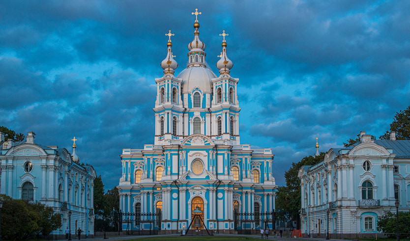 Женские образы Петербурга — автобусная экскурсия