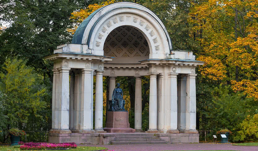 Хозяйка Павловского дворца - Автобусная экскурсия в Павловск (с посещением Жилых комнат императрицы Марии Федоровны) – автобусные экскурсии для организованных групп от 2000 рублей
