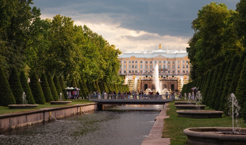 Петергоф — экскурсия на метеоре от 4500 рублей