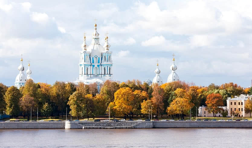 Смольный собор – экскурсии и программы для детей от 720 рублей