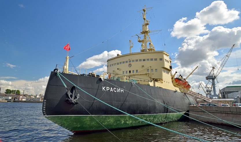Ледокол «Красин» – пешеходные экскурсии от 800 рублей
