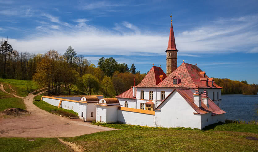 Приоратский дворец – автобусные экскурсии для организованных групп от 1500 рублей