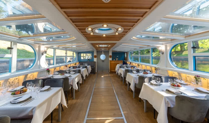 Теплоход «Атлант» – аренда теплохода от 15000 рублей