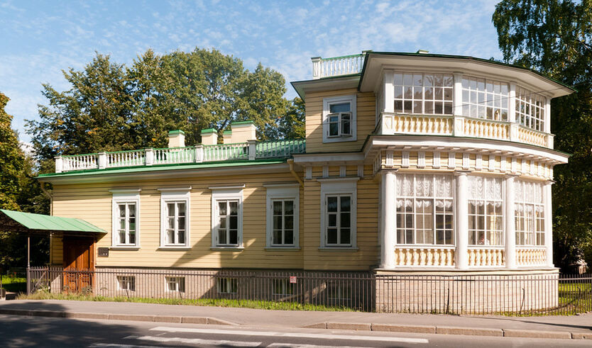 Места, где были счастливы поэты — Автобусные загородные