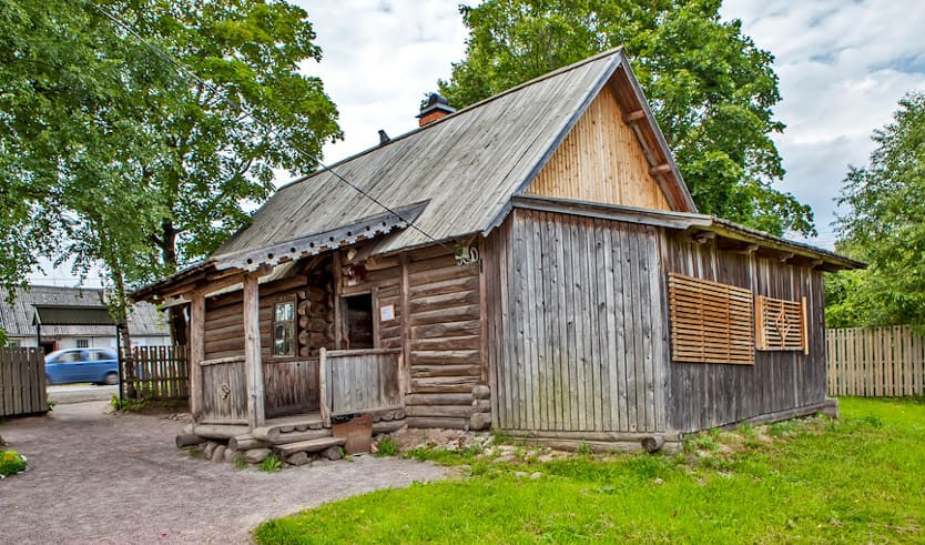 По Пушкинским местам Ленинградской области: Суйда, Выра, Кобриноа — автобусные экскурсии от 1400 рублей