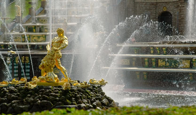 Петергоф и Ораниенбаум — Индивидуальные (VIP) экскурсии и туры от 5500 рублей