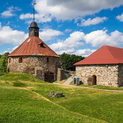 Крепость Корела и Приозерск (для школьных групп) – экскурсии и программы для детей от 1230 рублей