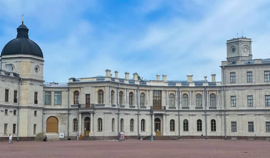 Гатчина — автобусная экскурсия для школьников от 26500 рублей