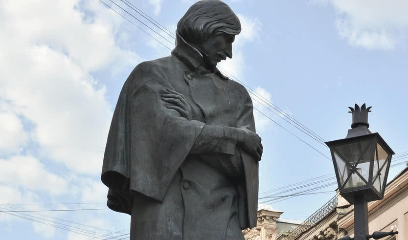 Памятник Н.В. Гоголю – экскурсии и программы для детей от 2600 рублей