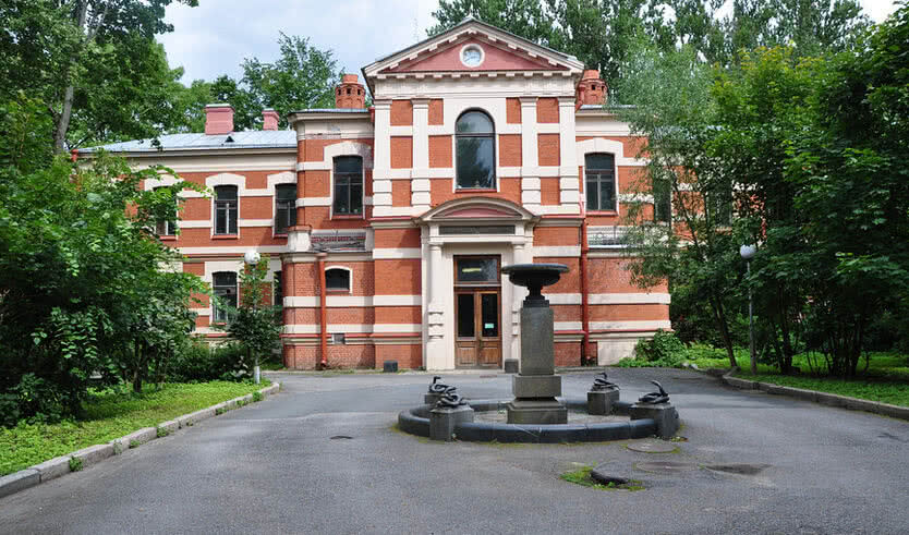 Институт Экспериментальной Медицины: музей и библиотека — Музеи