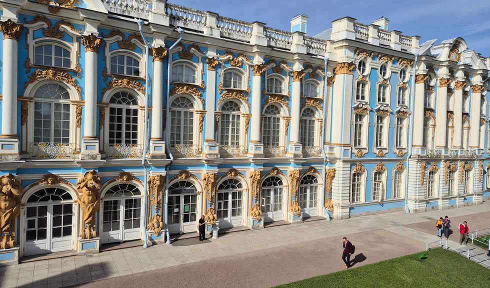 Екатерининский дворец в Пушкине (Царское Село) – автобусная экскурсия из Санкт-Петербурга